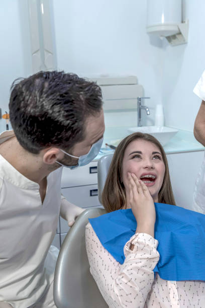 Best Urgent Tooth Repair  in Sausalito, CA